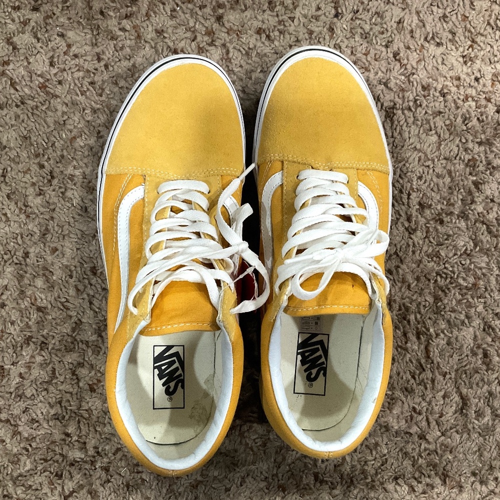 Vans Old Skool Shoes With Suede (Golden Glow) - 11.5 Men Great Condition